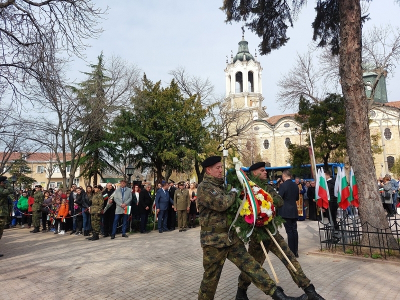 Свищов тържествено отбеляза 146 години от Освобождението на България 