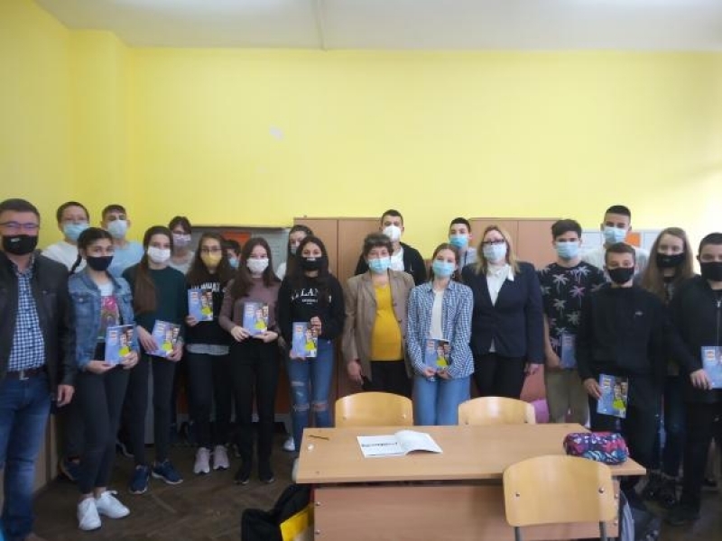 Община Свищов инициира поредица от информационни срещи за възможностите за кандидатстване след седми клас