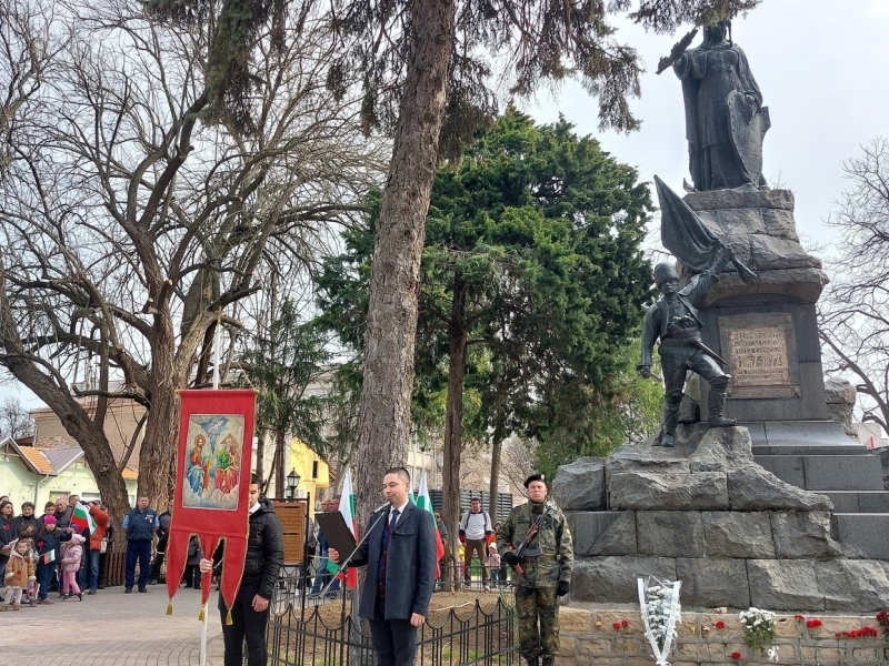 Свищов тържествено отбеляза 146 години от Освобождението на България 