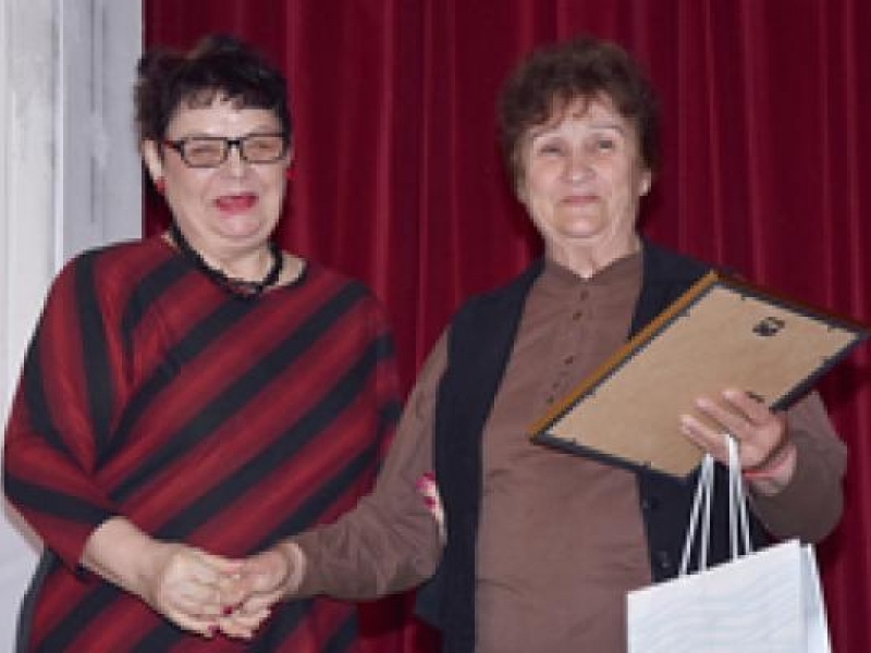 В СВИЩОВ БЯХА ВРЪЧЕНИ ГОДИШНИТЕ НАГРАДИ ЗА ОБРАЗОВАНИЕ И КУЛТУРА ЗА 2020 ГОДИНА