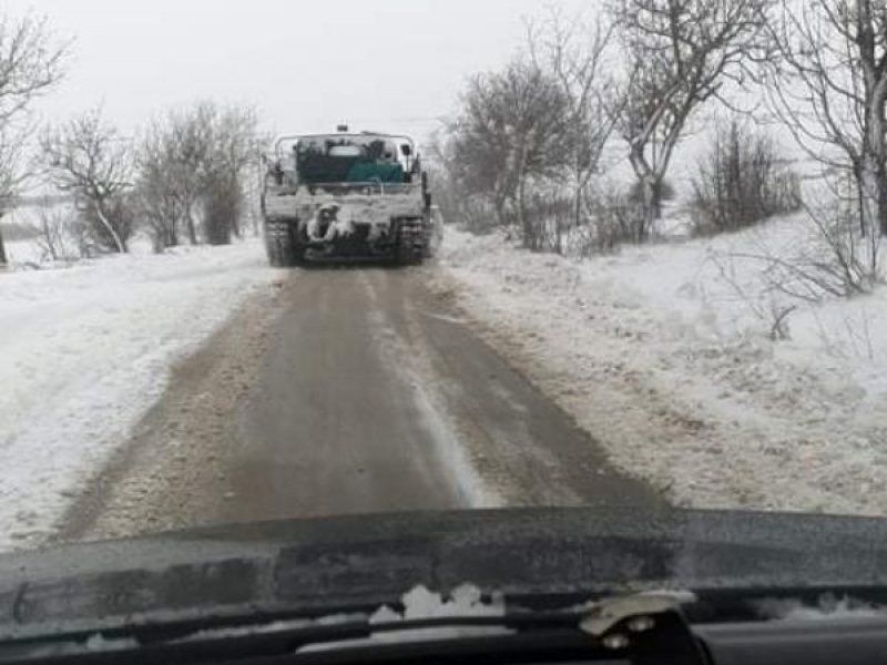 Поради силното снегонавяване е затворен за движение на моторни превозни средства пътят до с. Козловец и с. Алеково