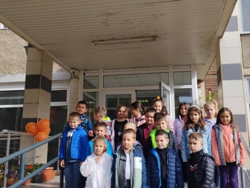 Потребителите в ДСХ „Мария Луиза” – гр. Свищов отбелязаха Международния ден на възрастните хора 