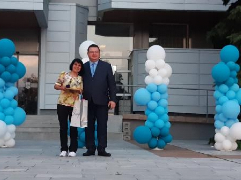 ГОДИШНИТЕ НАГРАДИ ЗА ОБРАЗОВАНИЕ И КУЛТУРА ЗА 2021 ГОДИНА БЯХА ВРЪЧЕНИ В СВИЩОВ