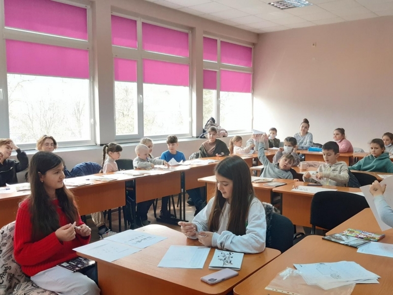 Стартираха обучителни курсове по български език за украинските граждани настанени в община Свищов  