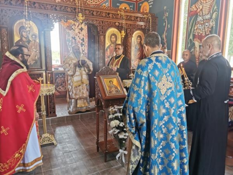 Тържествено бе осветен храм „Св.мъченик Луп от Нове“