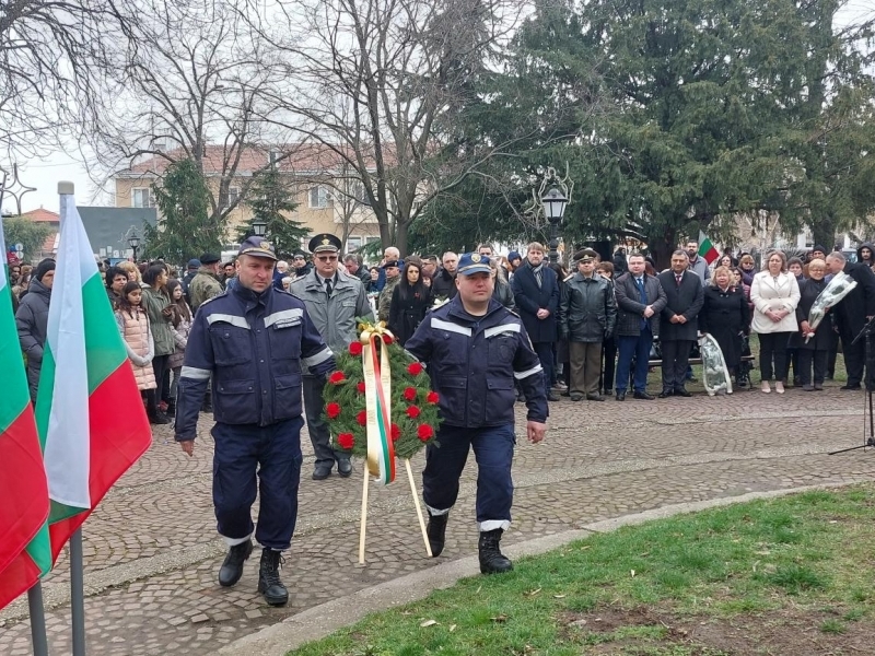 Свищов тържествено отбеляза 145 години от Освобождението на България 