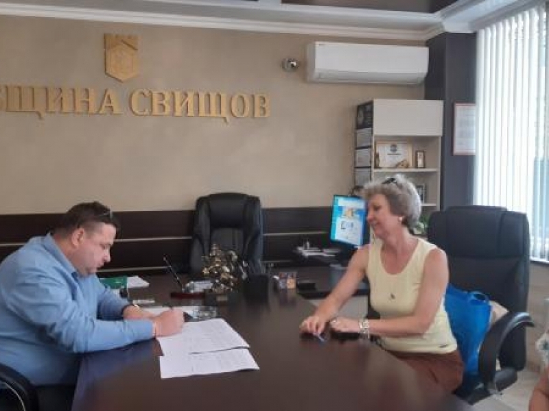 Колективният трудов договор със синдикалната организация на медицинските специалисти от детско и училищно здравеопазване към КНСБ бе сключен в Свищов 