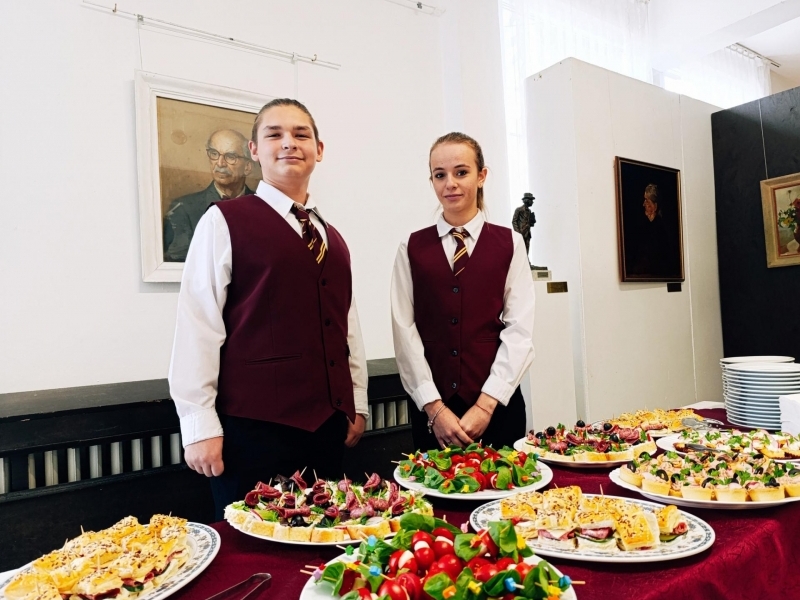 Еразъм+ вдъхновява бъдещето – 14 години международен опит на СПГ „Алеко Константинов“   