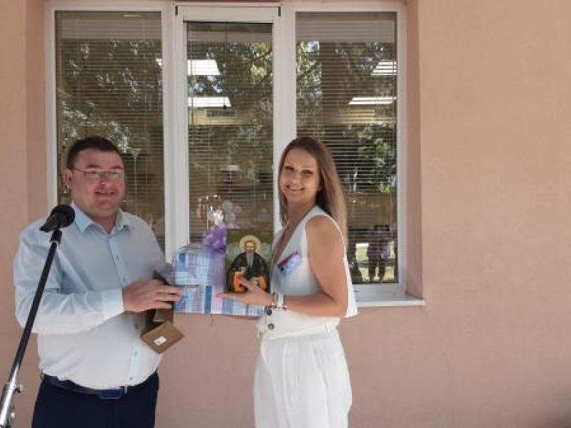 Център за грижа за възрастни хора в невъзможност за самообслужване бе открит днес в Свищов 