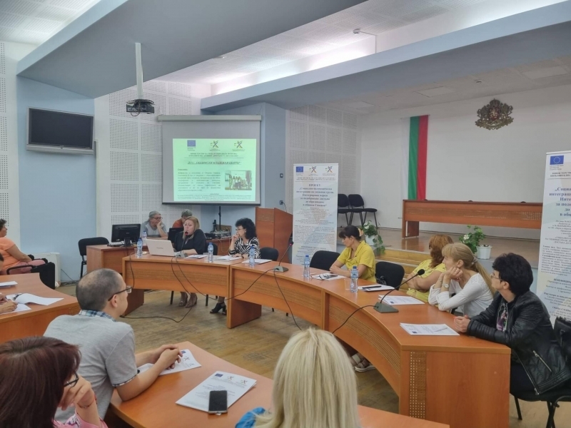 ОБЩИНА СВИЩОВ ОТЧЕТЕ ПРЕД ПАРТНЬОРИ И МЕДИИ НАПРЕДЪКА НА ДЕЙНОСТИТЕ ПО ПРОЕКТ „СОЦИАЛНО-ИКОНОМИЧЕСКА ИНТЕГРАЦИЯ НА УЯЗВИМИ ГРУПИ. ИНТЕГРИРАНИ МЕРКИ ЗА ПОДОБРЯВАНЕ ДОСТЪПА ДО ОБРАЗОВАНИЕ В ОБЩИНА СВИЩОВ“ 
