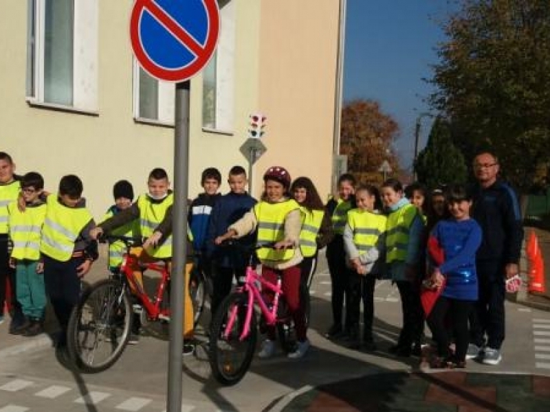 СУ „НИКОЛАЙ КАТРАНОВ“ С НОВА ПЛОЩАДКА ЗА ОБУЧЕНИЕ ПО БДП