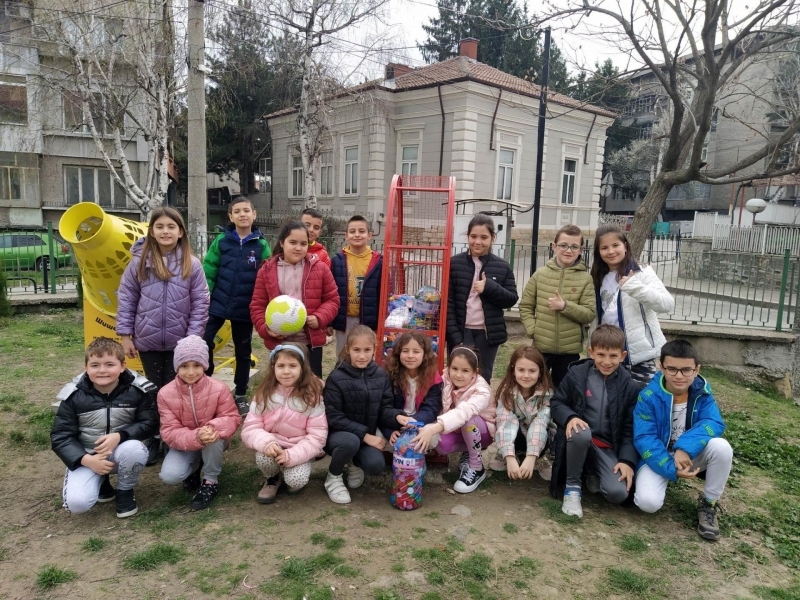 СУ „НИКОЛАЙ КАТРАНОВ“ УЧАСТВА В КАМПАНИЯТА ,,ИСКАМ ДА СЪМ ПОЛЕЗЕН… РЕЦИКЛИРАЙ МЕ!‘‘