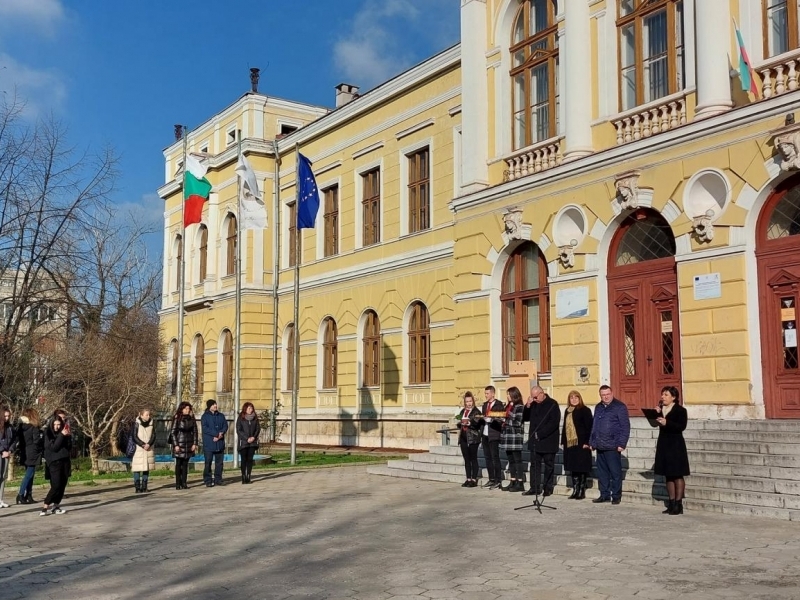 ОФИЦИАЛНА ЦЕРЕМОНИЯ „ПЪРВА КОПКА“ ЗА СТАРТИРАНЕ НА ИЗПЪЛНЕНИЕТО НА ДОГОВОР ЗА СТРОИТЕЛСТВО ПО ОПЕРАТИВНА ПРОГРАМА „РЕГИОНИ В РАСТЕЖ“ 2014-2020 Г. 