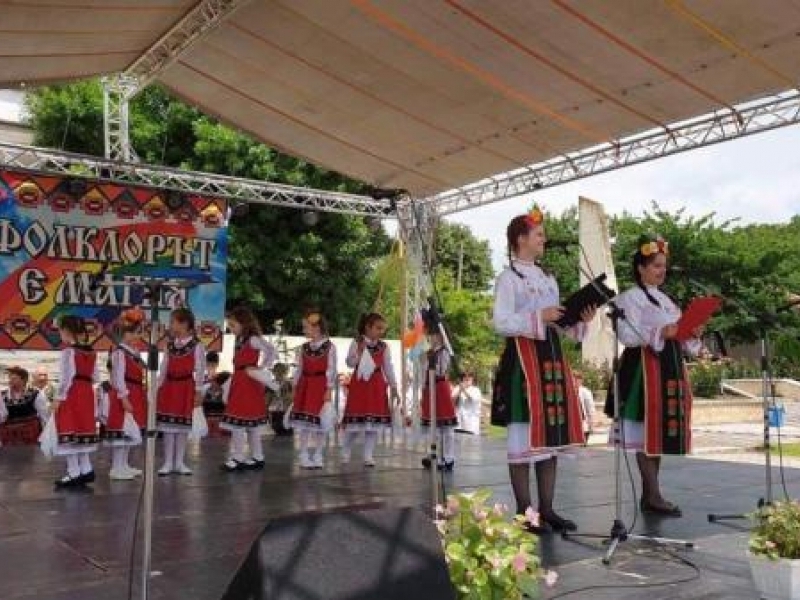 В село Ореш се проведе XVI „Национален фолклорен събор на католическите общности в България“ 2019