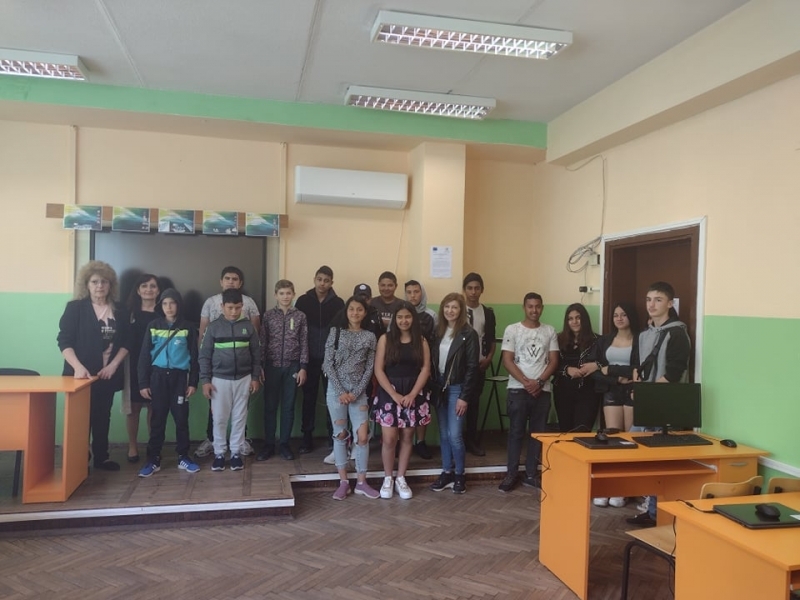 ДЕН НА ОТВОРЕНИТЕ ВРАТИ В СВИЩОВСКИТЕ УЧИЛИЩА 