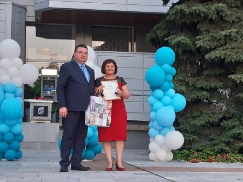ГОДИШНИТЕ НАГРАДИ ЗА ОБРАЗОВАНИЕ И КУЛТУРА ЗА 2021 ГОДИНА БЯХА ВРЪЧЕНИ В СВИЩОВ