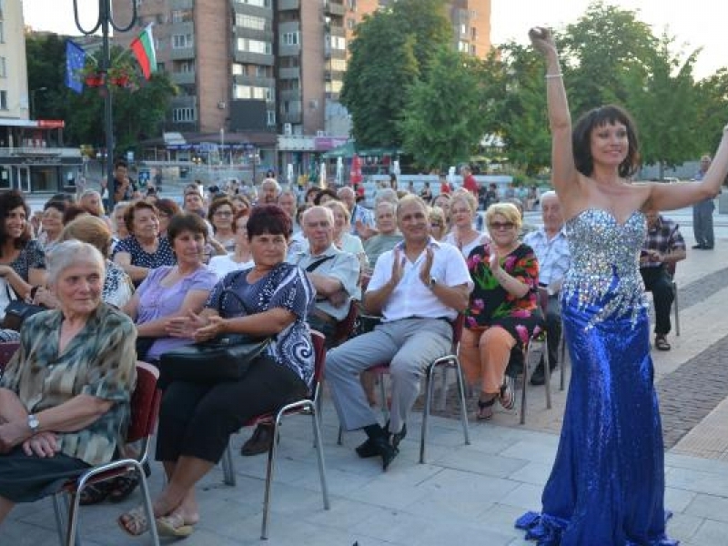 Юбилеен концерт на руската песен се проведе в Свищов 