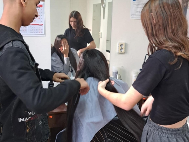 Стартираха клубните дейности  по НП „Заедно в изкуствата и спорта“ в Свищовска професионална гимназия    