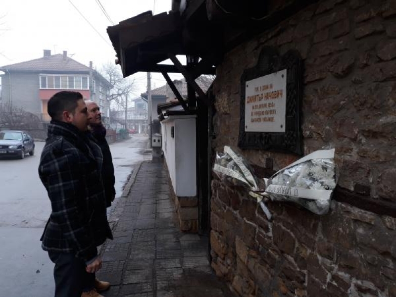 Първо българско народно читалище „Еленка и Кирил Д. Аврамови“ в Свищов отбеляза 163 години от създаването си  