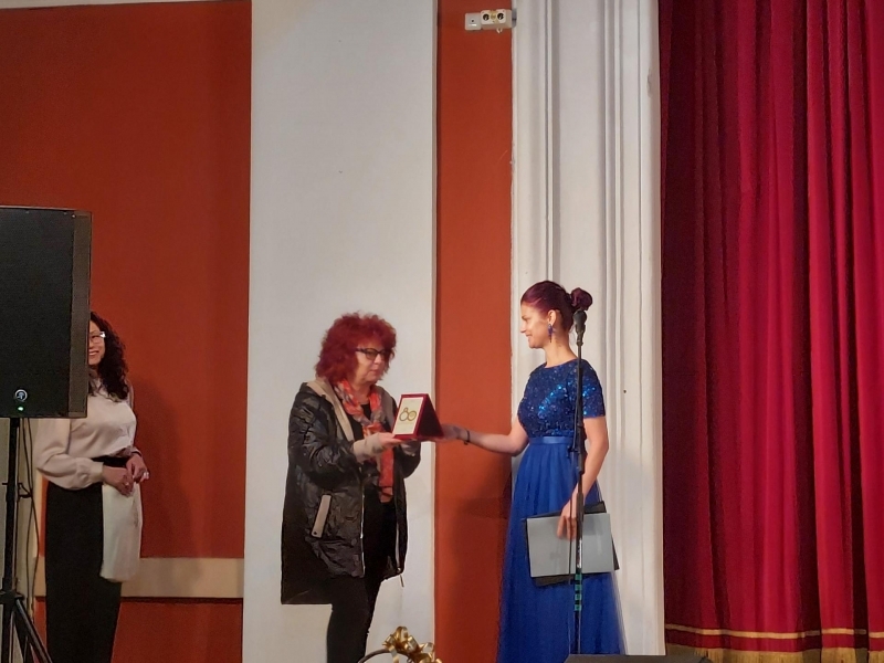 С вълнуващ концерт Градска библиотека „Проф. Иван Шишманов“ в Свищов отпразнува 80-годишен юбилей 