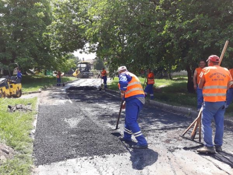 Започнаха ремонтните дейности на улиците в Свищов