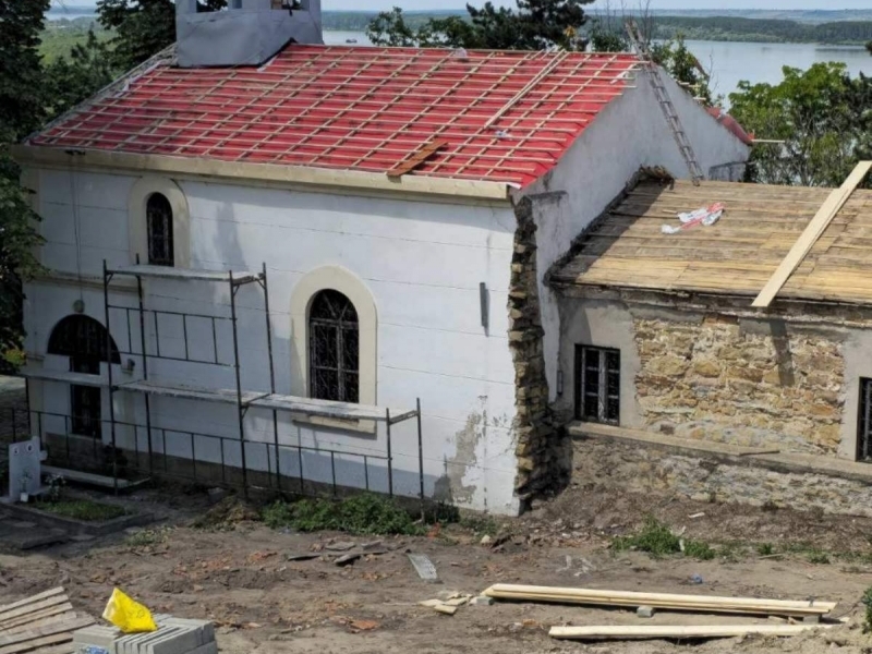 Започна обновяването на най-стария храм в община Свищов 