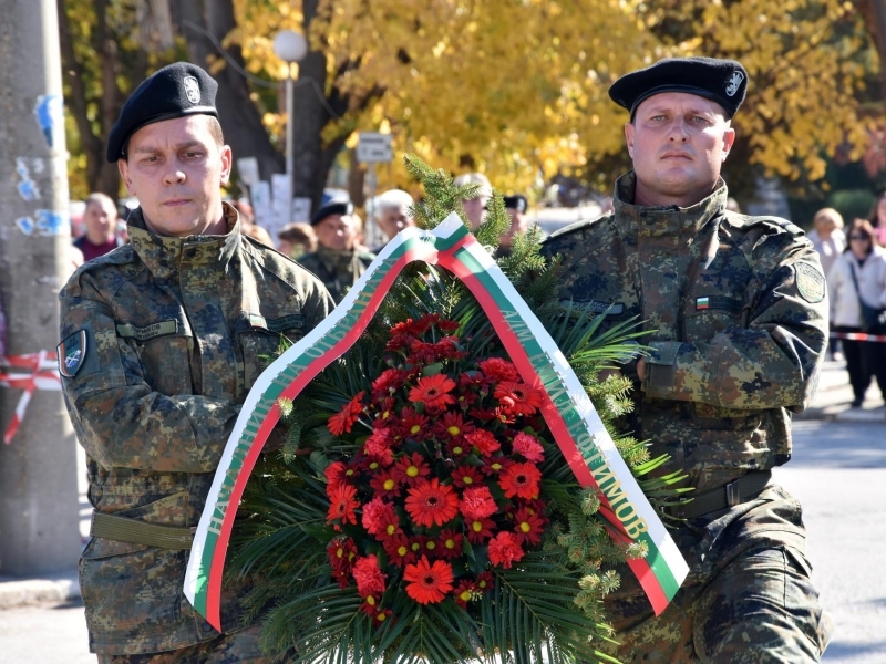 В село Овча могила беше открит и осветен „Паметник на 24 опълченци, загинали в Руско-турската война 1877-1878 г. от с. Овча могила“