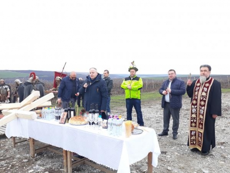 Водосвет за здраве и плодородие бе отслужен край Свищов за Трифон Зарезан