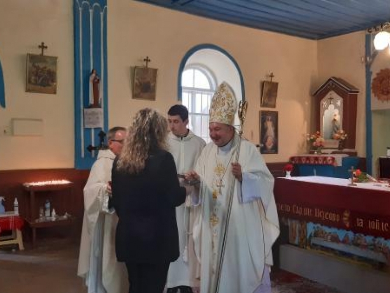 Никополският епископ посети свищовското село Драгомирово за храмовия празник на църквата „Пресвето Сърце Исусово“