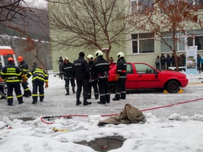 В Свищов отбелязаха Международния ден на доброволеца със съвместна демонстрация