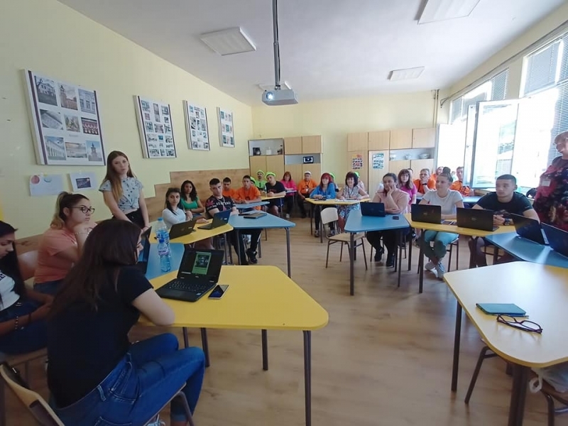Открит урок в СПГ „Алеко Константинов“ по НП „Иновации в действие“ 