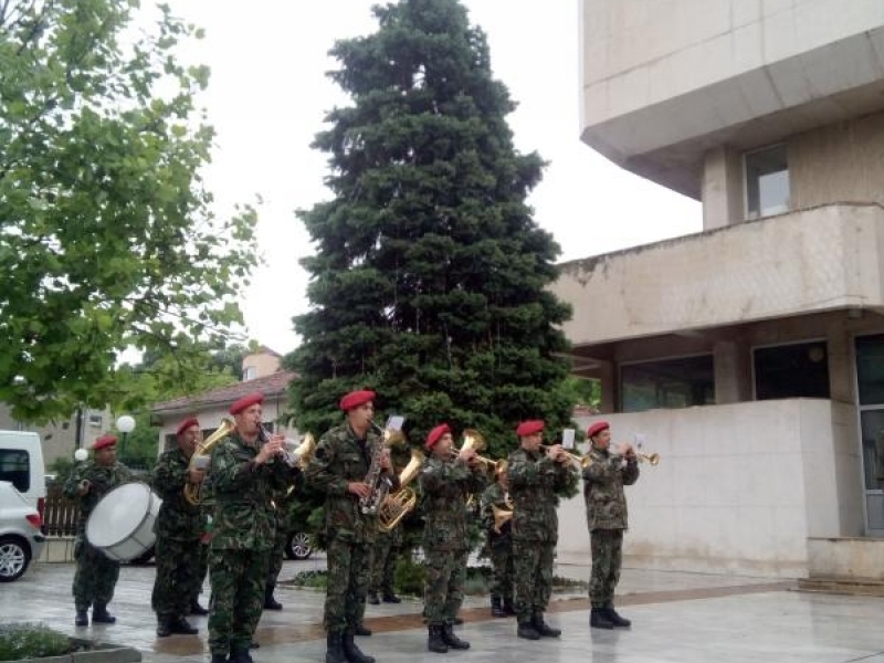 На 6 май в Свищов отбелязахме Деня на българската армия с общоградско шествие 