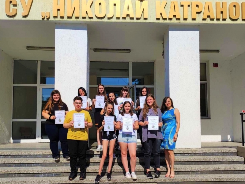 ОТЛИЧНО ПРЕДСТАВЯНЕ НА КАТРАНОВЦИ В НАЦИОНАЛНО ИСТОРИЧЕСКО СЪСТЕЗАНИЕ  