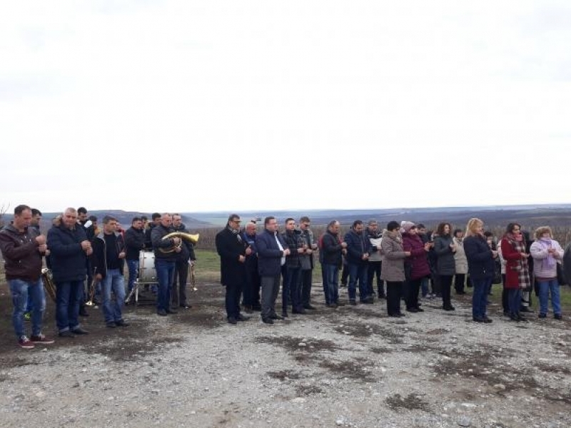 Водосвет за здраве и плодородие бе отслужен край Свищов за Трифон Зарезан