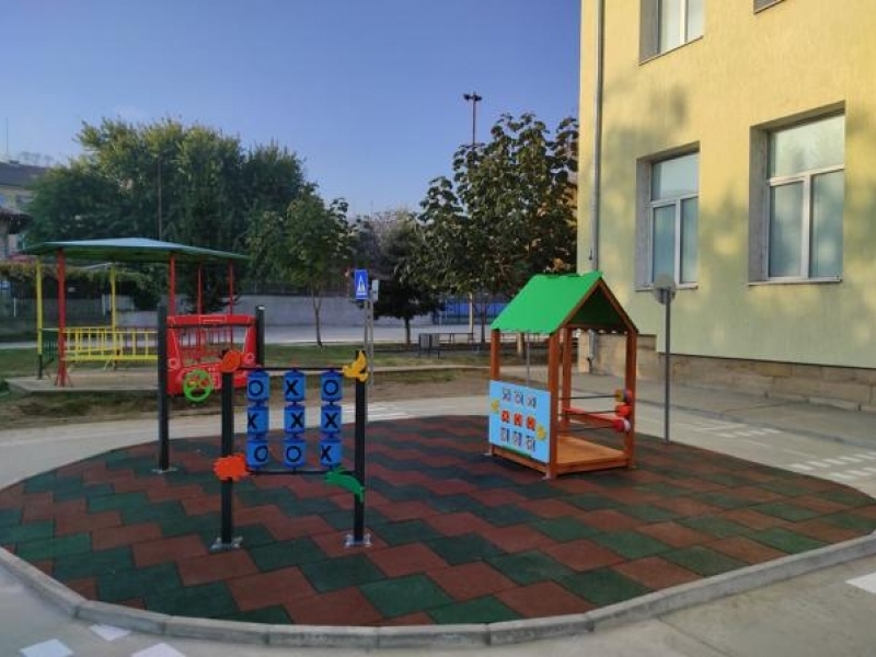 СУ „НИКОЛАЙ КАТРАНОВ“ С НОВА ПЛОЩАДКА ЗА ОБУЧЕНИЕ ПО БДП