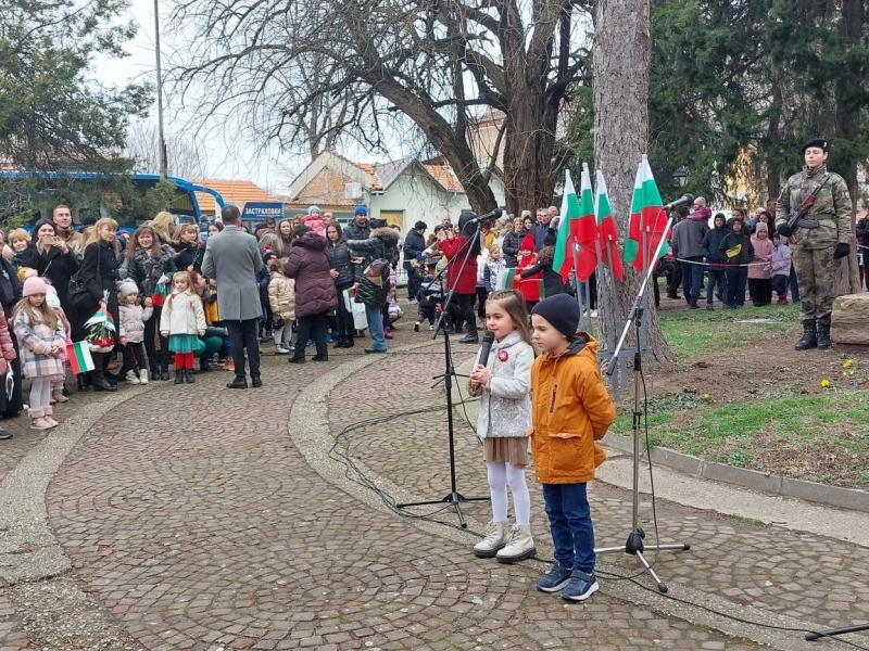 Свищов тържествено отбеляза 145 години от Освобождението на България 