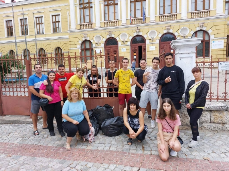 234 жители на община Свищов се включиха в най-мащабната доброволческа инициатива в България – „Да изчистим България  заедно"