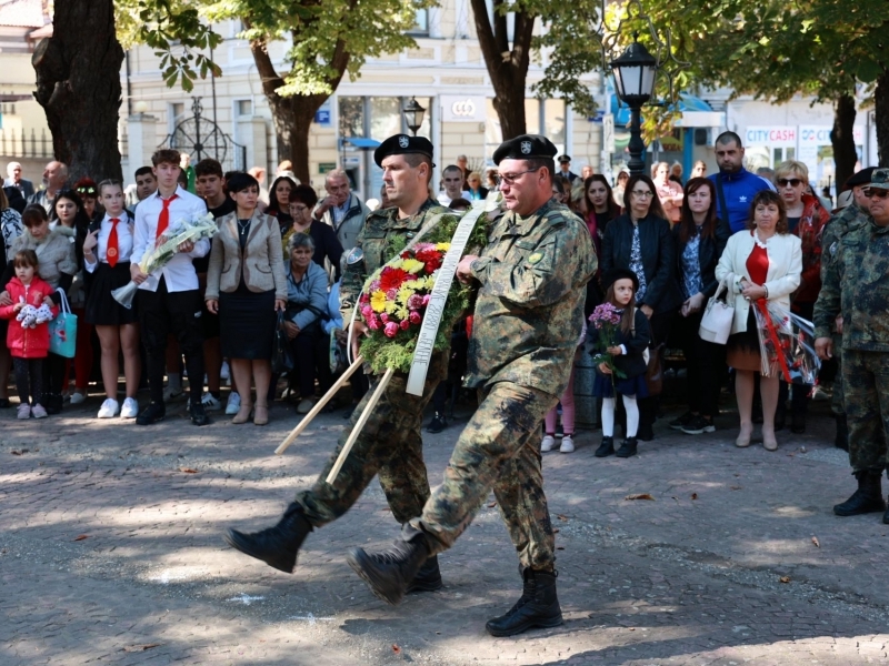 Независимостта на българския народ бе отбелязана днес в Свищов 