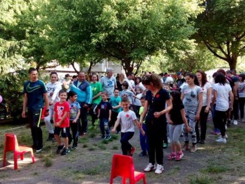 С много веселие, игри и закачки протече спортният празник "Бързи и яростни" в ДГ "Чиполино"  