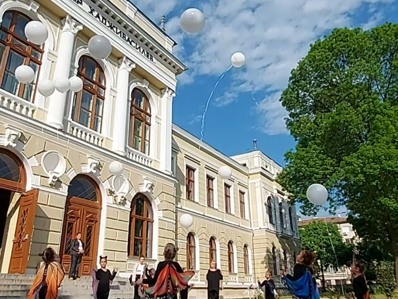 ДИСКУСИОНЕН ФОРУМ „ИНСТИТУЦИИ. ДЕЦА. БЕЗОПАСНОСТ.“  СЕ ПРОВЕДЕ В СВИЩОВ