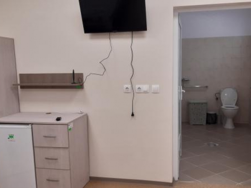 Център за грижа за възрастни хора в невъзможност за самообслужване бе открит днес в Свищов 