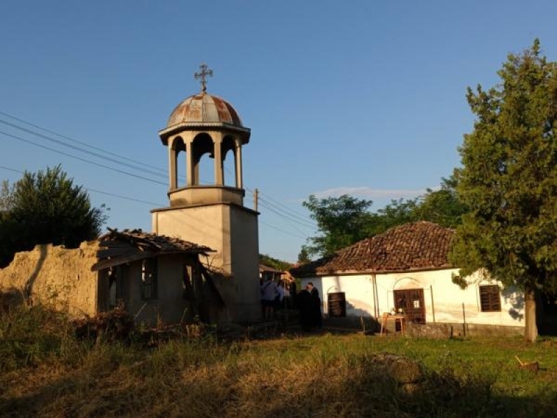 Започна възстановяването на църквата в село Хаджидимитрово