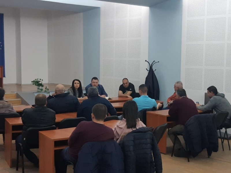 Община и превозвачи излизат заедно с декларативно искане към Министерството на транспорта 