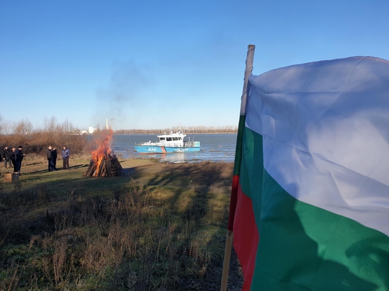 Честито Богоявление от Свищов!