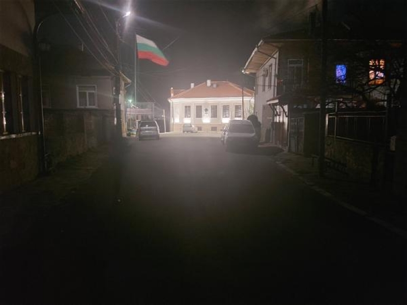 Паметници на културата в Свищов грейнаха с художествено осветление 