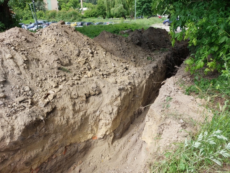 Стартираха дейностите по подмяна на захранващия водопровод към МБАЛ „Д-р Димитър Павлович“ – Свищов    