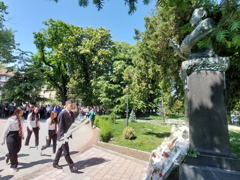 129 години от гибелта на Алеко Константинов отбеляза община Свищов 