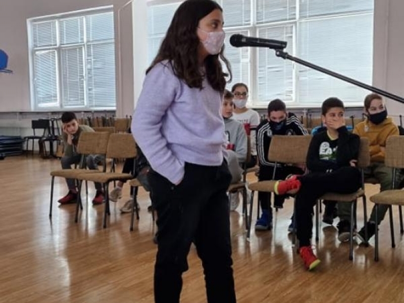 СУ „Димитър Благоев” - гр.Свищов с двама участници в регионален кръг на национално състезание по английски език