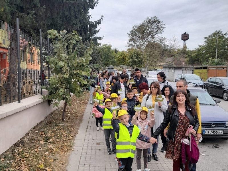 В ДГ "Слънчо" стартираха дейностите по Национална програма "Заедно за всяко дете" 