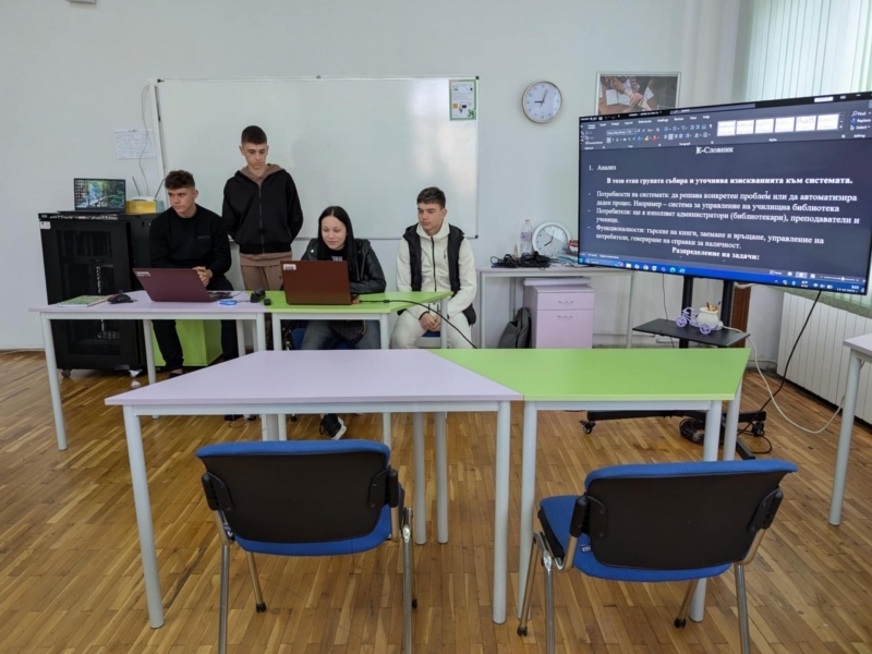 Седмица на програмирането в ПДТГ „Димитър Хадживасилев“ – вдъхновение, творчество и поглед към бъдещето  